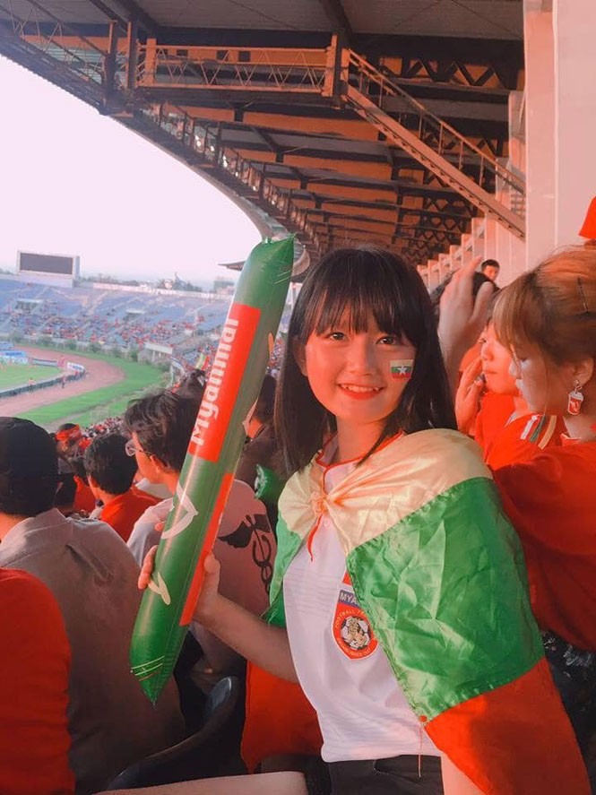 ‘Không thể rời mắt’ trước dàn mỹ nữ hấp dẫn nhất AFF Cup 2018 - ảnh 11