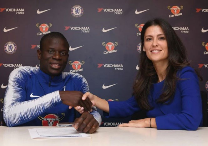 Dung nhan xinh đẹp của người đàn bà quyền lực nhất Chelsea - ảnh 10