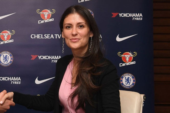 Dung nhan xinh đẹp của người đàn bà quyền lực nhất Chelsea - ảnh 4