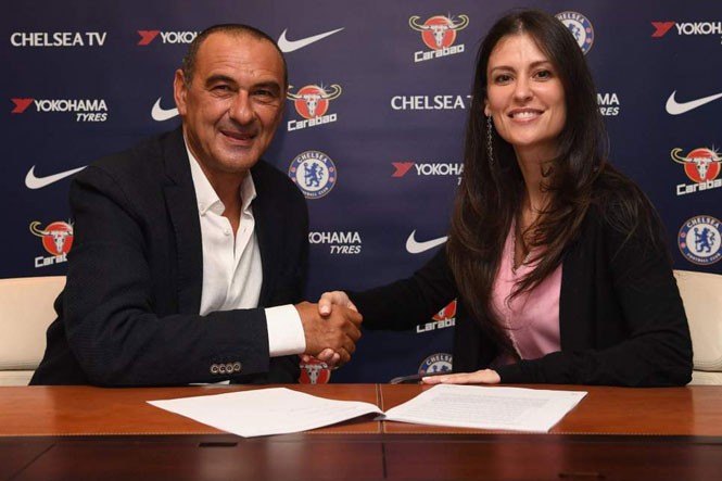 Dung nhan xinh đẹp của người đàn bà quyền lực nhất Chelsea - ảnh 11