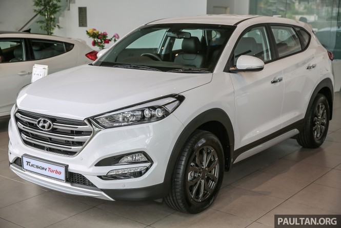 Hyundai Tucson 2.0L bán ở Malasia - ảnh 1