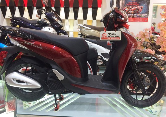 Xe máy tăng giá dịp cuối năm - ảnh 2