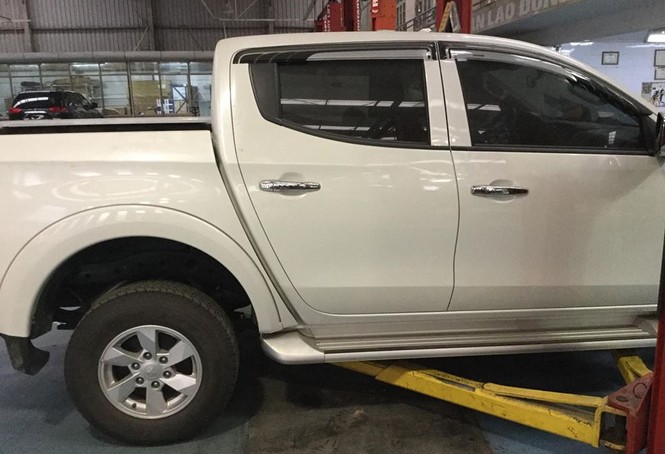 Mitsubishi Triton bị lỗi động cơ - ảnh 1