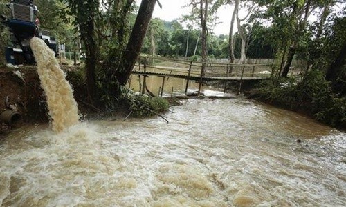Nông dân Thái Lan từ chối bồi thường sau cuộc giải cứu đội bóng nhí - ảnh 1