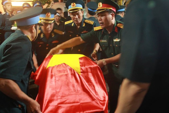 Quê nhà khắc khoải đón liệt sĩ phi công Phạm Giang Nam - ảnh 1