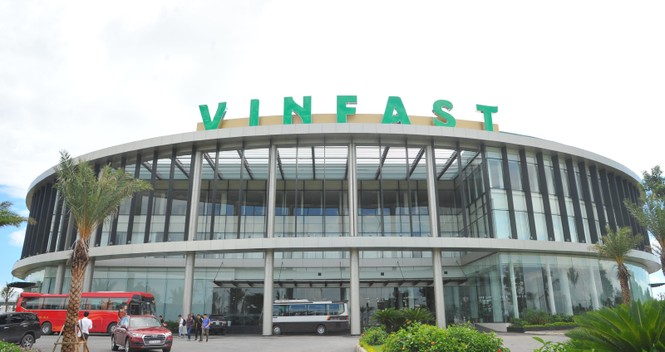 Có gì bên trong nhà máy sản xuất ôtô, xe máy của Vinfast - ảnh 2