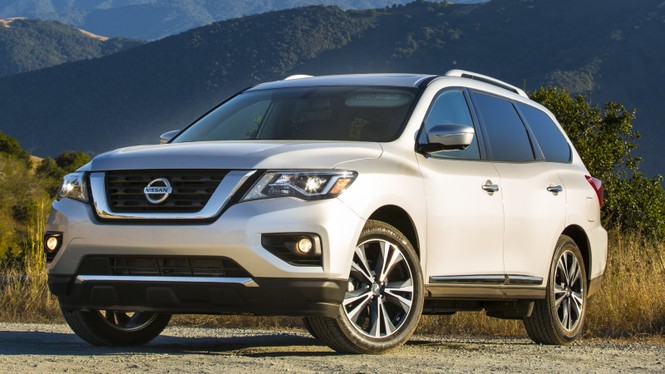 Nissan triệu hồi hơn 215.000 xe có nguy cơ cháy nổ - ảnh 1