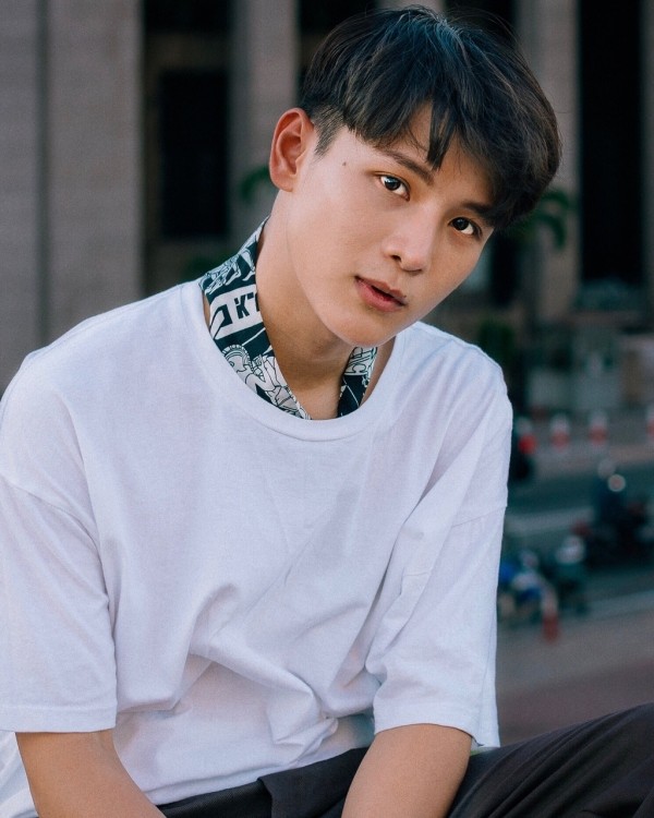 Giả dối nối tiếp: Hình ảnh Phạm Hương đổ sụp trong lòng người hâm mộ? - ảnh 2