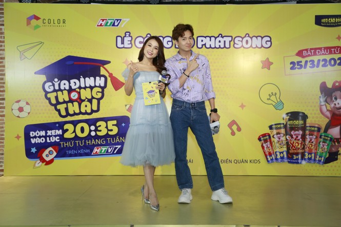 Thiên Khôi song ca cùng Bảo Anh trong buổi ra mắt “Gia đình thông thái