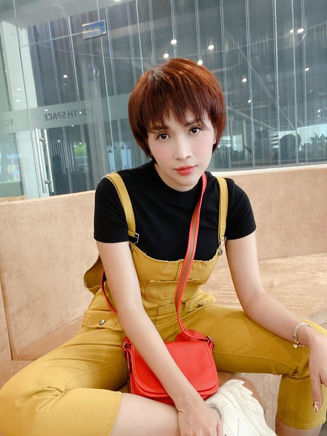 Sao Việt 24H: Bảo Thy khoe sắc cùng dàn mỹ nhân, Hương Tràm ra mắt ca khúc mới - ảnh 2