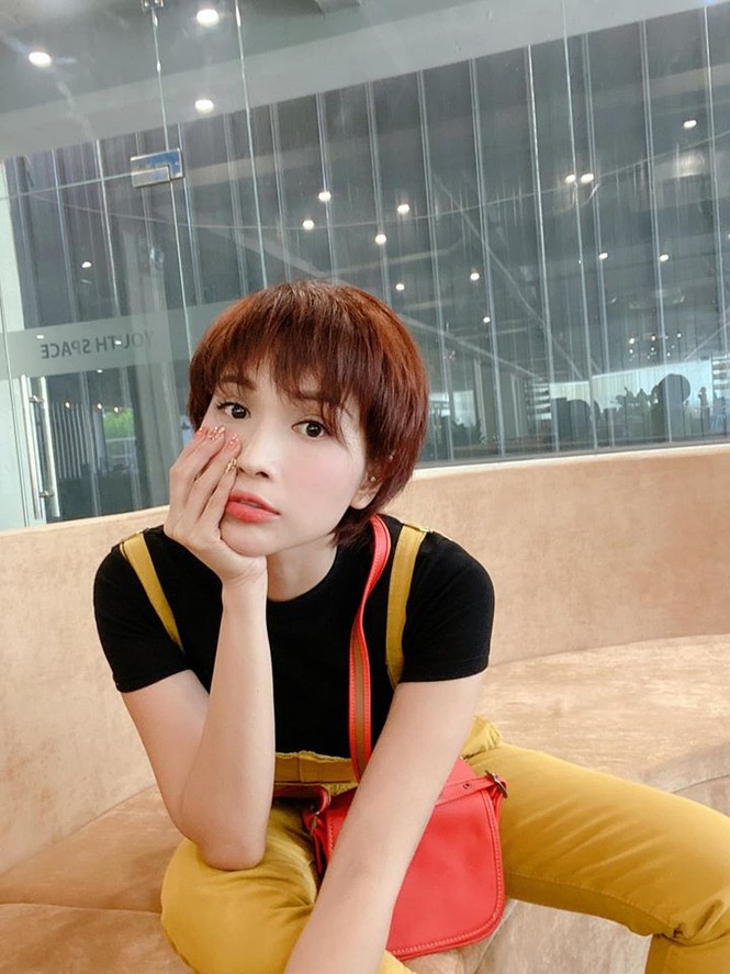 Sao Việt 24H: Bảo Thy khoe sắc cùng dàn mỹ nhân, Hương Tràm ra mắt ca khúc mới - ảnh 4