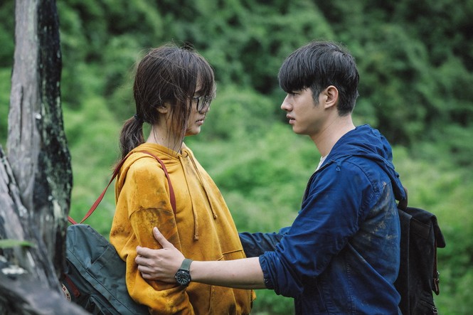 Nam thần Mario Maurer tái xuất màn bạc cùng chuyện tình với cô nàng... nhìn thấy ma - ảnh 4