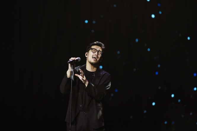 S.T Sơn Thạch hoãn phát hành MV nhưng vẫn giữ lời hứa diễn live ca khúc mới tặng fan - ảnh 9