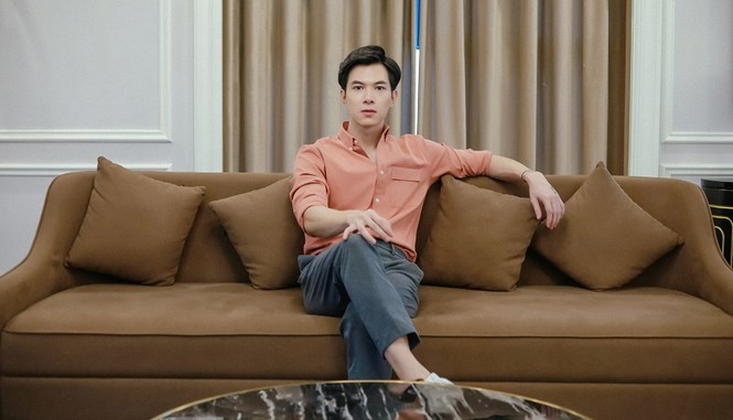 Hé lộ hậu trường đáng yêu giữa Jun Vũ và Anh Tú trong “Chìa Khoá Trăm Tỷ“ - ảnh 3