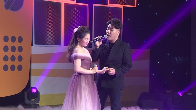 Lương Bích Hữu thừa nhận không giỏi giao tiếp, thường xuyên được Hamlet Trương giúp đỡ - ảnh 2