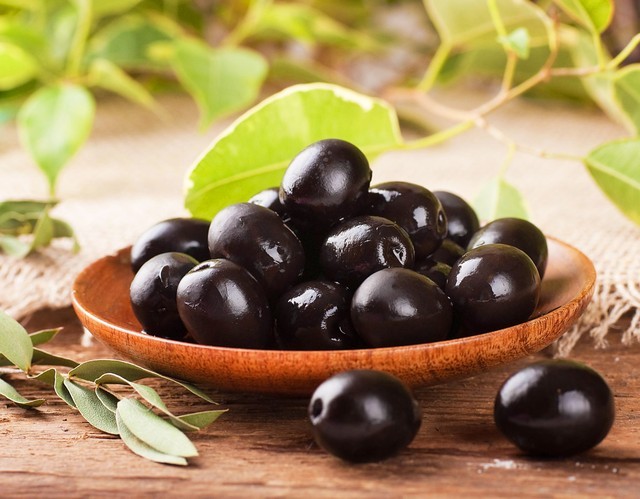 6 loại quả màu đen cực tốt nên ăn nhiều để đẹp da, giữ dáng - ảnh 2