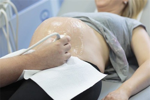 5 dấu hiệu báo thai nhi đang “kêu cứu” từ trong bụng mẹ - ảnh 2