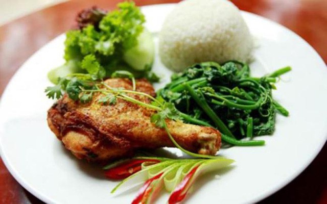 4 không cần tránh khi ăn cơm buổi trưa để không hại sức khỏe - ảnh 1