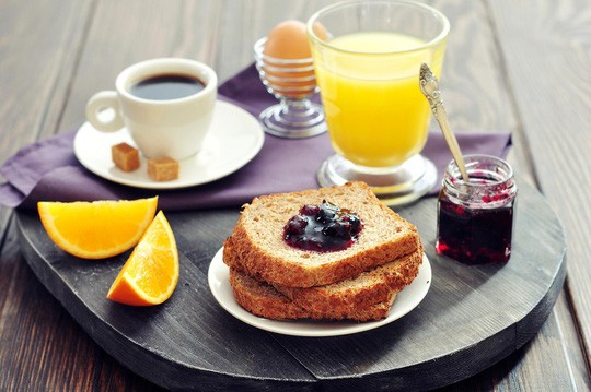 Những kiểu ăn sáng rước ung thư 'nhanh hơn điện', nhiều người Việt làm hàng ngày - ảnh 1