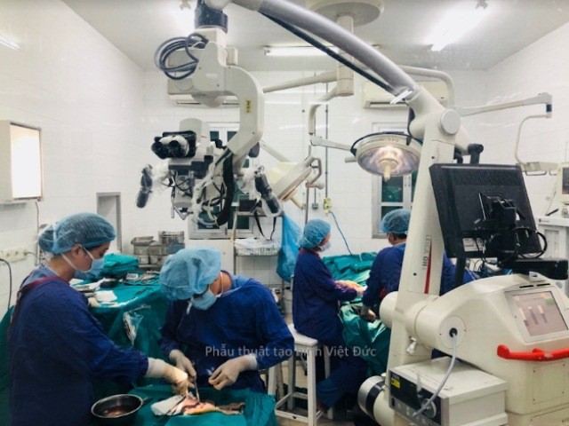 Nữ công nhân bị tai nạn rách nửa mặt, lột toàn bộ da đầu - ảnh 1