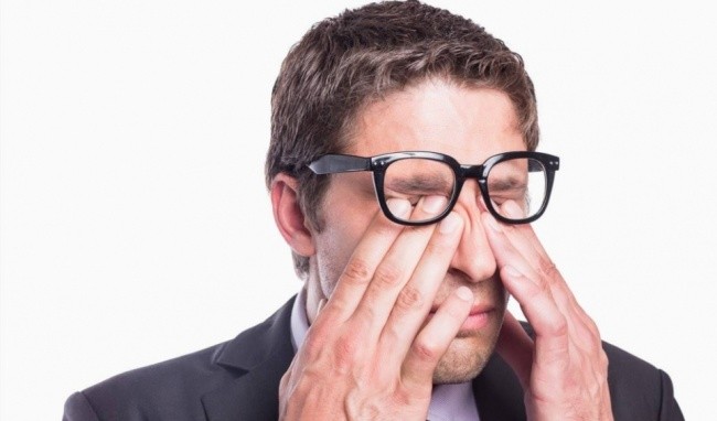 Mắt bị giật: Điềm báo may rủi hay cảnh báo bạn đang mắc bệnh nguy hiểm? - ảnh 3
