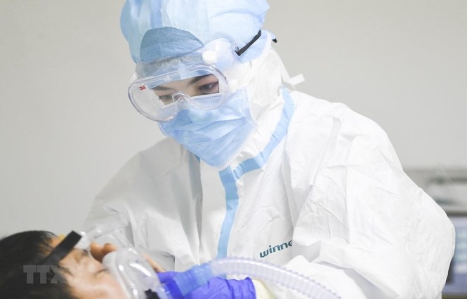 Lên phương án đảm bảo cung ứng đủ thuốc nếu dịch lan rộng ở cấp độ 4 - ảnh 1