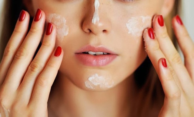 Những thói quen tăng nguy cơ mắc ung thư, nhiều người Việt làm hàng ngày - ảnh 1