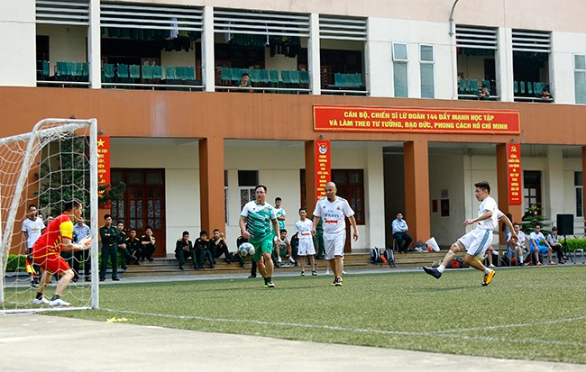 Tuổi trẻ quân đội giao lưu thể thao - ảnh 6