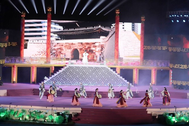 Khai mạc Festival Huế: Đại tiệc nghệ thuật tỏa sáng miền di sản - ảnh 17