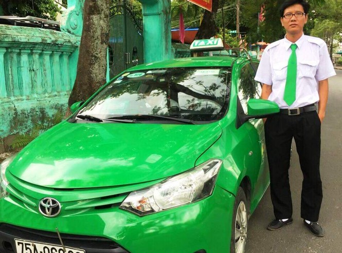 Tài xế taxi đỡ đẻ cho sản phụ ngay trên xe lúc sáng sớm - ảnh 1