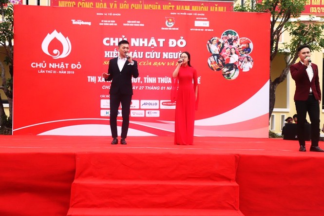 Ấm áp Chủ nhật Đỏ xứ Huế - ảnh 2