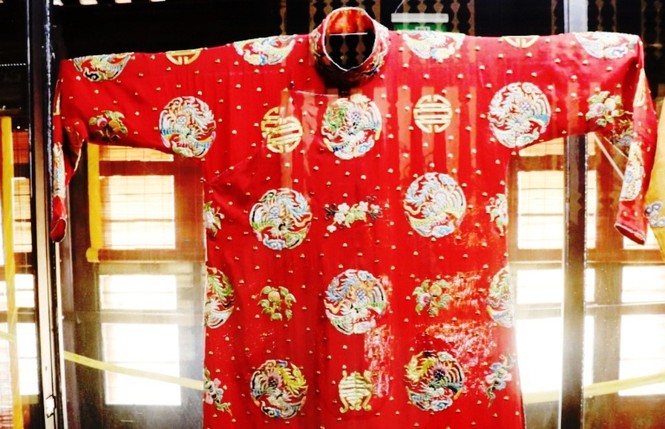 Ngày Tết, vào điện Long An (Huế) chiêm ngưỡng ‘tuyệt phẩm’ Long bào triều Nguyễn - ảnh 19