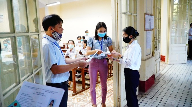 Gần 900.000 sỹ tử chính thức vượt vũ môn: Cập nhật giải đề môn Ngữ Văn THPT - ảnh 29