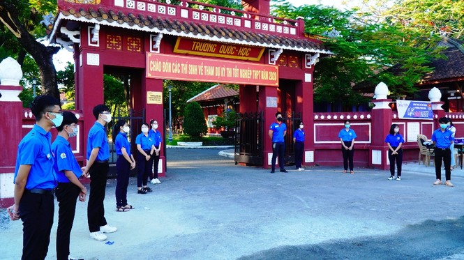 Gần 900.000 sỹ tử chính thức vượt vũ môn: Cập nhật giải đề môn Ngữ Văn THPT - ảnh 26