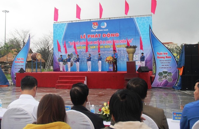 Hàng trăm bạn trẻ tham gia lễ ra quân Nam Thanh niên tình nguyện - ảnh 5