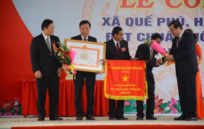 Thủ tướng Nguyễn Xuân Phúc dự lễ công bố nông thôn mới tại Quảng Nam - ảnh 2
