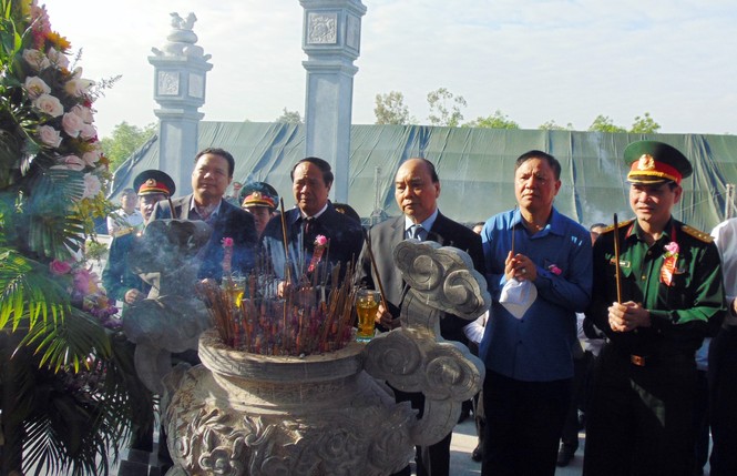 Thủ tướng và phu nhân dự lễ khánh thành công trình di tích tại Quảng Nam - ảnh 1