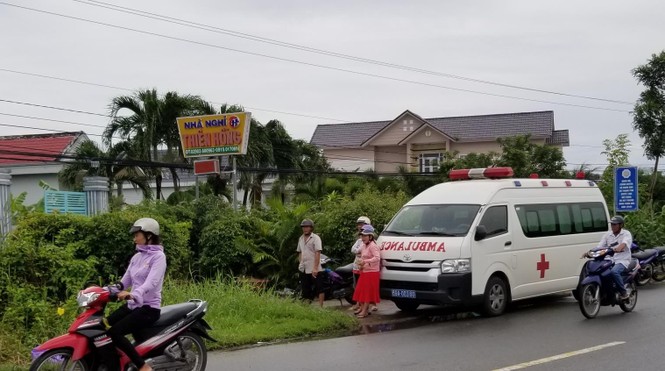 10 cán bộ ở Cà Mau bị bỏng khi cưỡng chế đất - ảnh 3