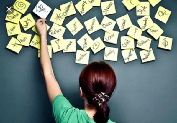 Trắc nghiệm khám phá bản thân: Đi trên sa mạc, bạn sẽ bỏ lại những gì? - ảnh 3