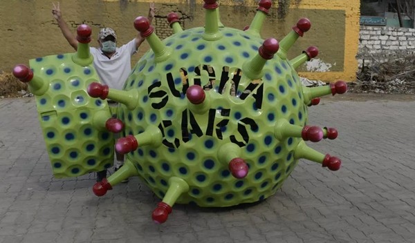 Xe virus corona: Chiếc ô tô giống y virus nhưng mang ý nghĩa đặc biệt - ảnh 2