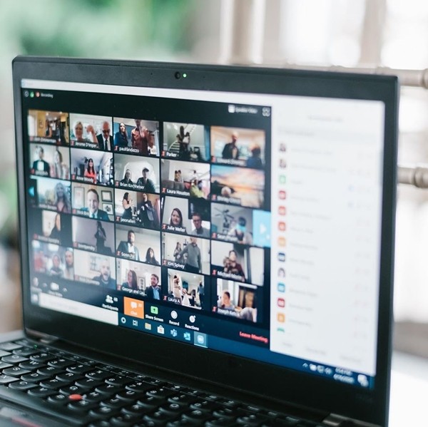 Cưới online: Các cặp đôi chính thức được kết hôn hợp pháp qua Zoom - ảnh 2