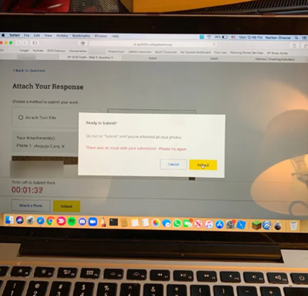 Hệ thống bị lỗi khi thi online, cả nghìn học sinh phẫn nộ vì phải thi lại - ảnh 3