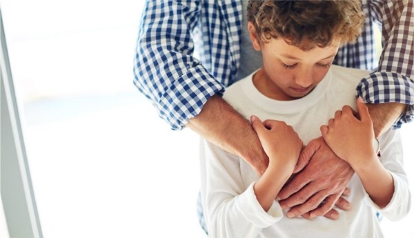 Những lời nói dối chúng ta vẫn nghe về việc xâm hại tình dục các nam sinh - ảnh 4