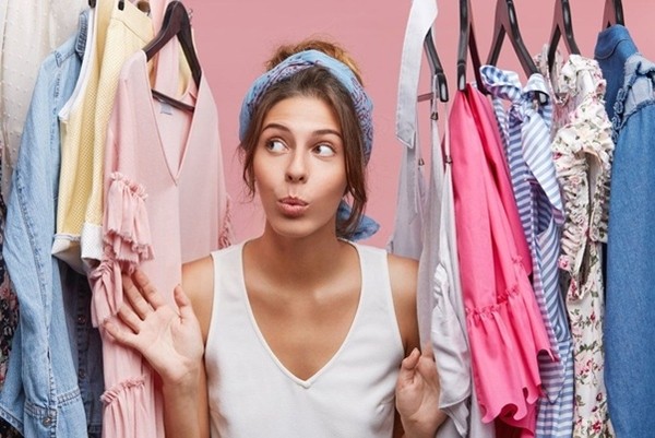 Trắc nghiệm phản ứng của bạn khi mua quần áo: Hãy xem bạn yêu bản thân theo cách nào - ảnh 1