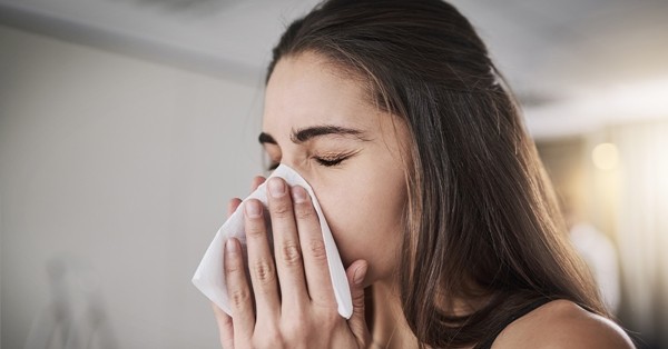 Những người mắc COVID-19 sẽ lây nhiễm mạnh nhất vào thời điểm nào, và trong bao lâu? - ảnh 1