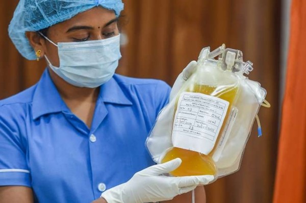 Bình phục sau COVID-19, bệnh nhân có “siêu kháng thể” liên tục giúp người khác khỏi cực nhanh - ảnh 2