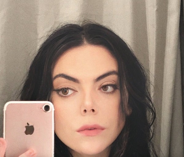 Đăng ảnh selfie lên mạng, cô gái 17 tuổi được gọi là “kiếp sau của Michael Jackson” - ảnh 2