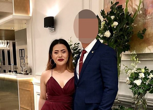 Khỏi COVID-19, cô gái phải đánh răng suốt ngày vì “cứ nếm thấy vị virus” trong miệng mình - ảnh 1