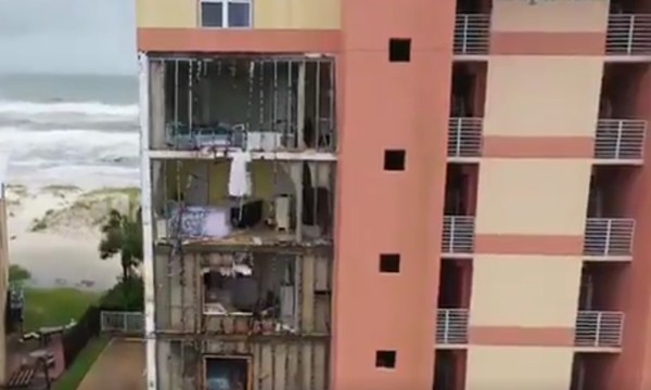 Cơn bão Sally kỳ lạ ở Mỹ: Di chuyển siêu chậm, rồi lặng lẽ cuốn bay một phần cây cầu bê-tông - ảnh 4