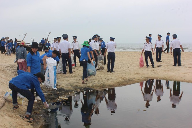 Quảng Trị ra quân chiến dịch 'Hãy làm sạch biển' năm 2019 - ảnh 4